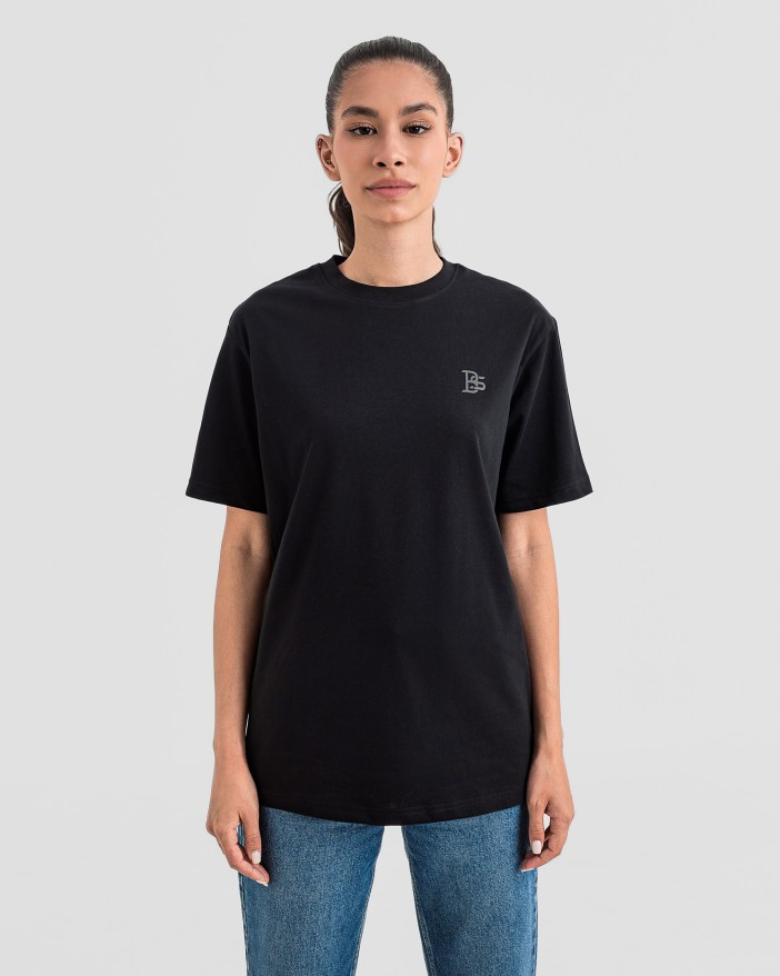 Дамска oversize тениска в черно 