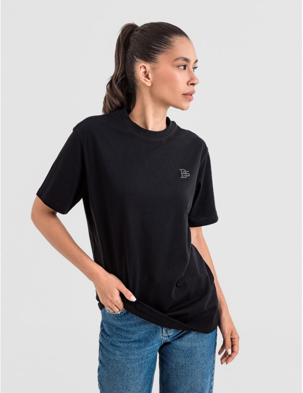 Дамска oversize тениска в черно 