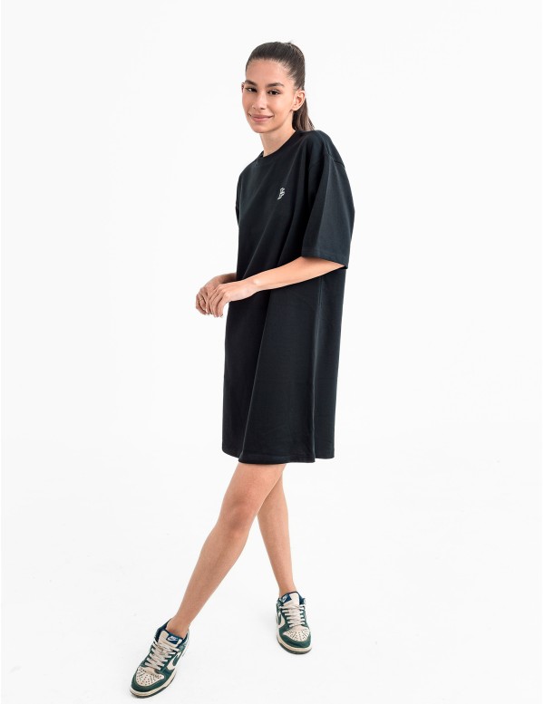 Рокля oversize в черно