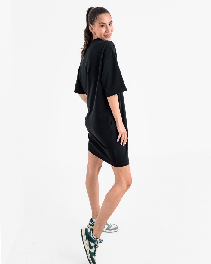 Рокля oversize в черно