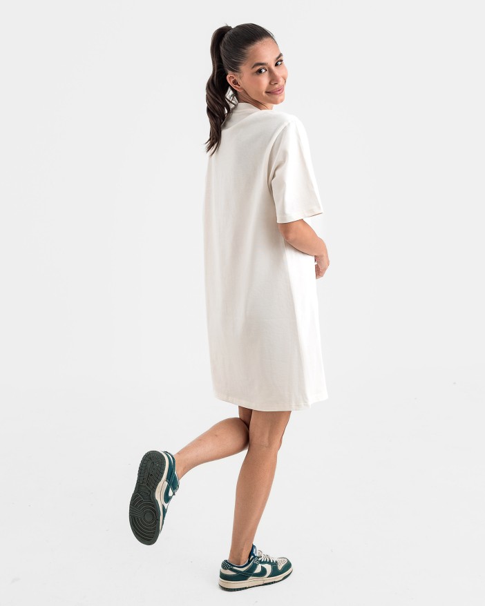 Рокля oversize в екрю