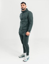 Спортен екип в зелено